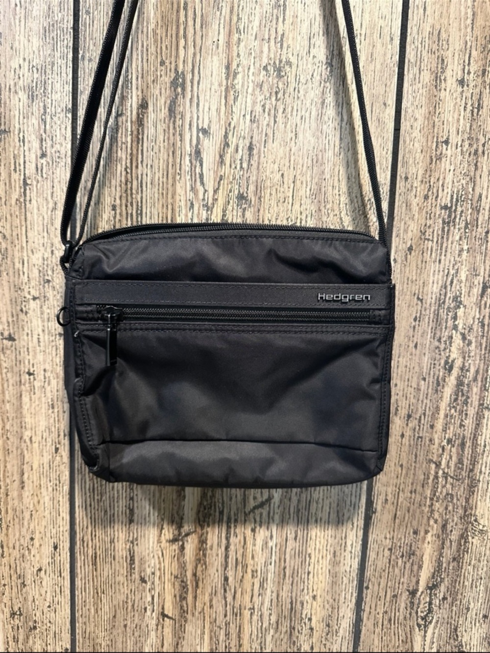 Hedgren Eye RFID Nylon Shoulder Bag - Picture 2 of 7